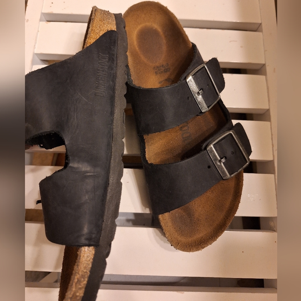 BIRKENSTOCK!! - Picture 2 of 4